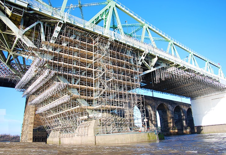 scaffolding system used wo build the bridge